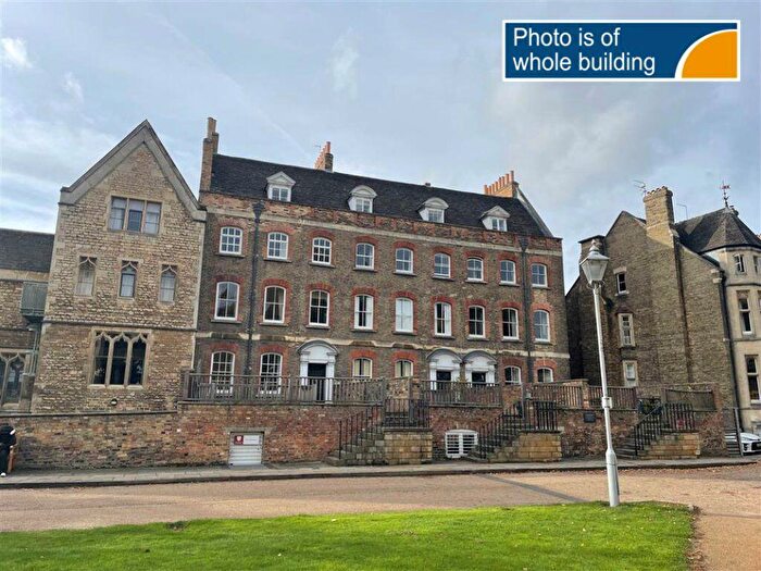 1 Bedroom Flat To Rent In Minster Precincts City Centre, PE1