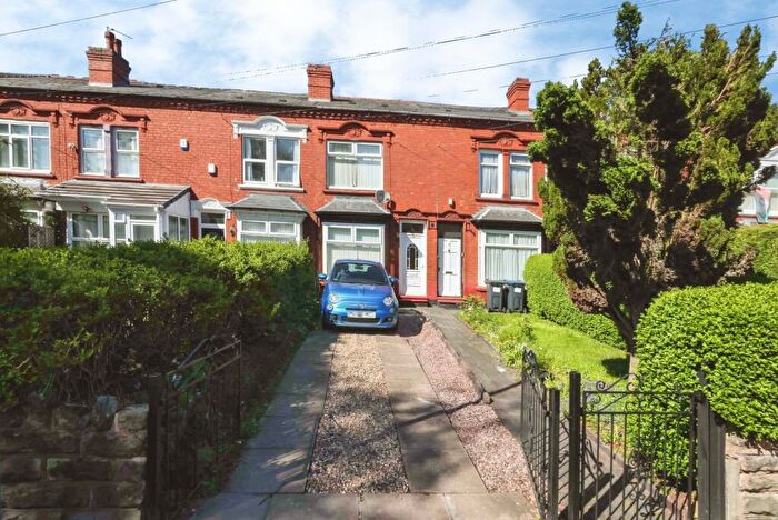 2 Bedroom Terraced House For Sale In Selsey Avenue, Birmingham, West Midlands, B17