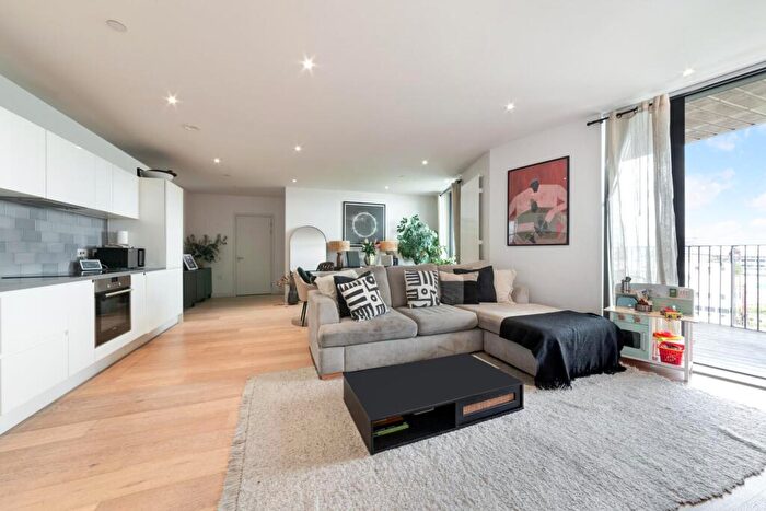 2 Bedroom Apartment For Sale In Mercier Court, Royal Wharf, E16