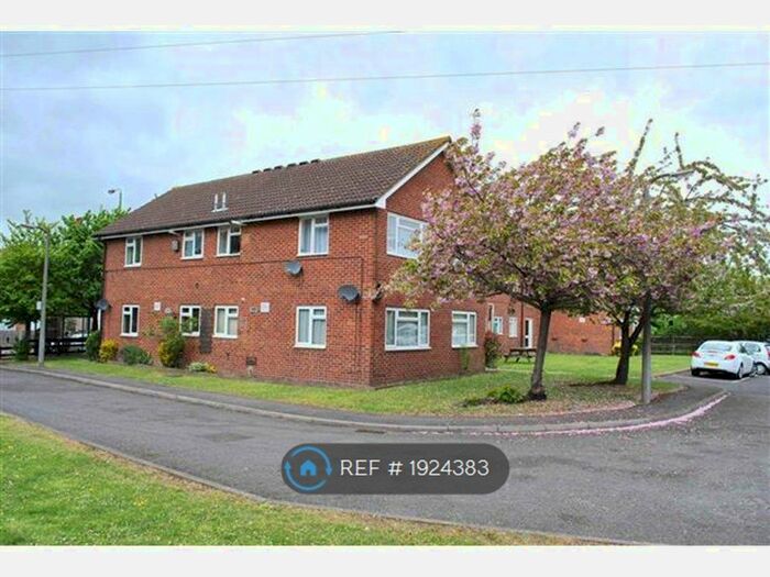 1 Bedroom Flat To Rent In Oakley Court, Mitcham, CR4