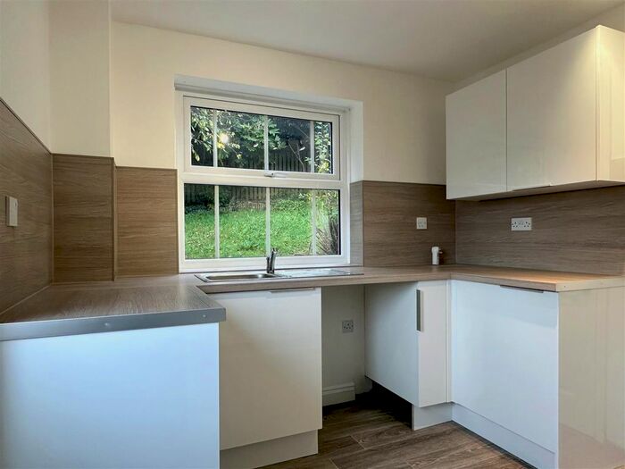 3 Bedroom Detached House To Rent In Lon Alfa, Killay, Swansea, SA2