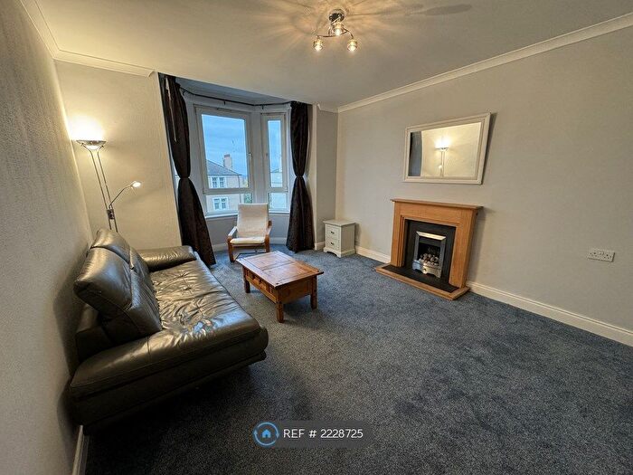 2 Bedroom Flat To Rent In Clepington Road, Dundee, DD3