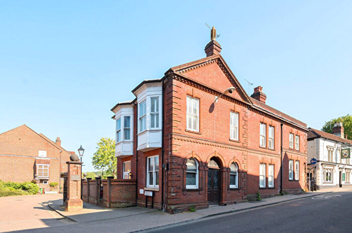 3 Bedroom End Of Terrace House For Sale In Hyde Street, Winchester, Hampshire, SO23
