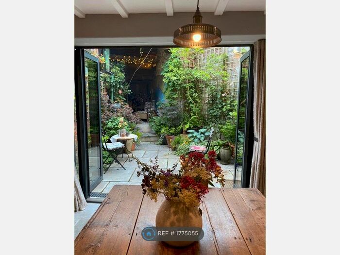 2 Bedroom Terraced House To Rent In Duke St, South Molton, EX36