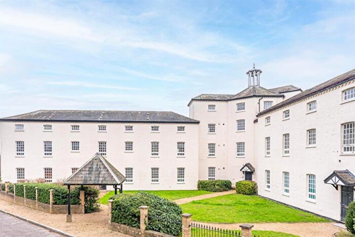 1 Bedroom Flat To Rent In The Octagon, Collett Road, Ware, SG12