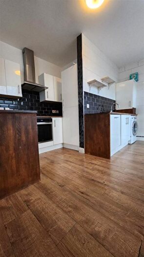 3 Bedroom Property To Rent In Valkyrie Road, Westcliff-On-Sea, SS0