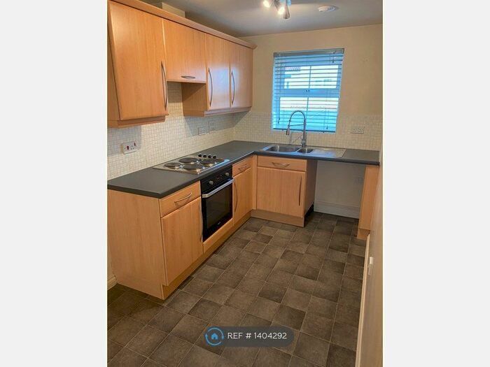 2 Bedroom Flat To Rent In Highfield Rise, Chester Le Street, DH3