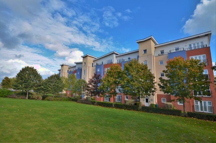 2 Bedroom Flat To Rent In Alexander Square, Eastleigh, SO50