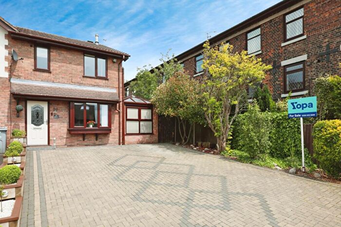 3 Bedroom Semi-Detached House For Sale In High View, Mount Pleasant, Mow Cop, Stoke-on-trent, ST7