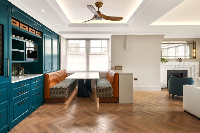 2 Bedroom Flat For Sale In Campden Hill Gate, Duchess Of Bedfords Walk, London, W8