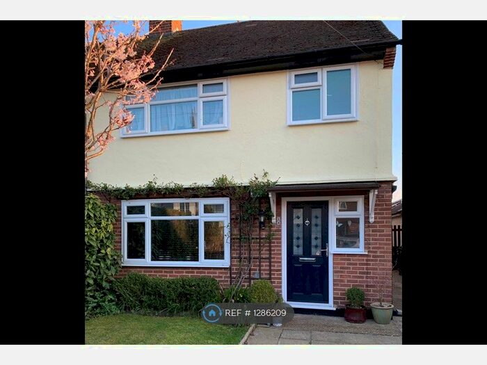 3 Bedroom Semi-Detached House To Rent In Ford Road, Woking GU22