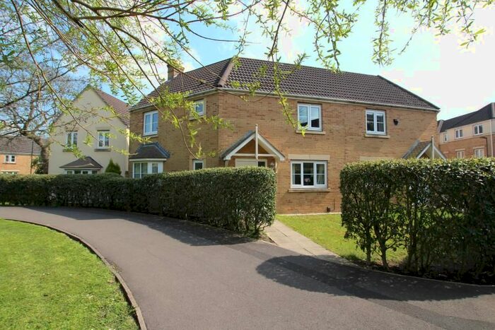 3 Bedroom Semi-Detached House To Rent In The Hedgerows, Bradley Stoke, Bristol, BS32