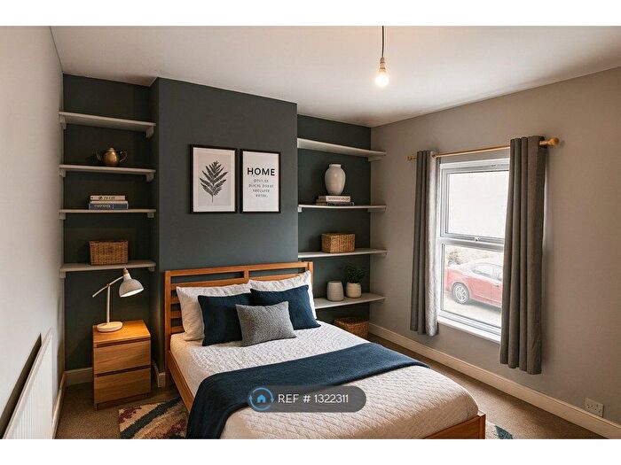 3 Bedroom Terraced House To Rent In Somerset St, Northampton, NN1