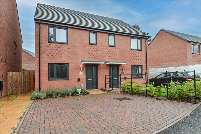 2 Bedroom Semi-Detached House To Rent In Sheldon Drive, Birmingham, West Midlands, B31