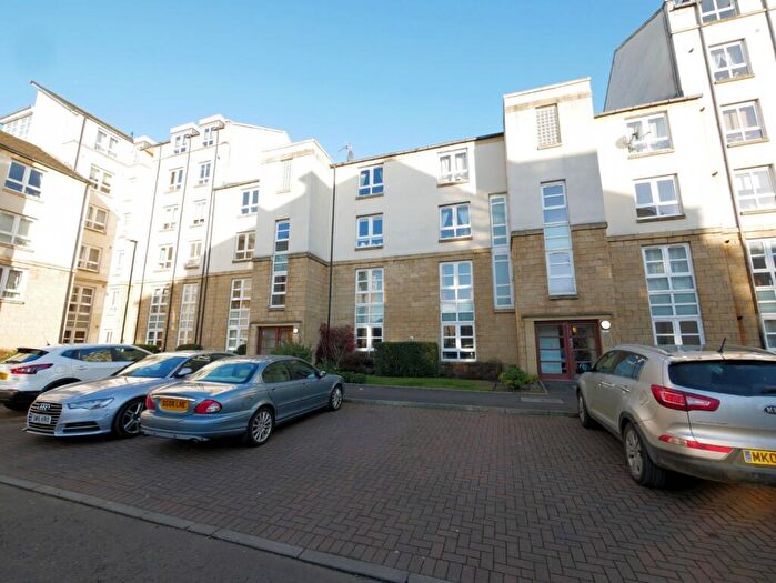 1 Bedroom Flat To Rent In Bethlehem Way, Lochend, Edinburgh, EH7
