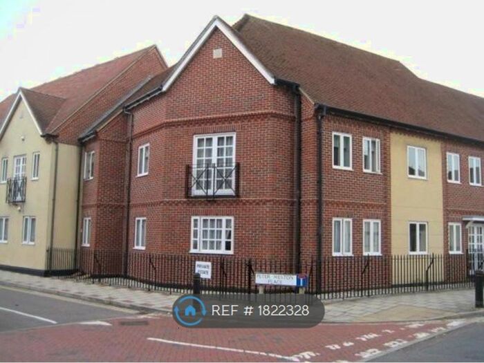 2 Bedroom Flat To Rent In Peter Weston Place, Chichester, PO19