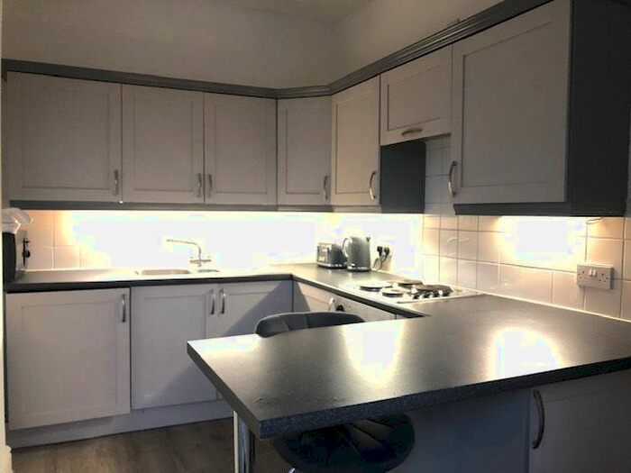 2 Bedroom Flat To Rent In College Road, Crosby, Liverpool, L23