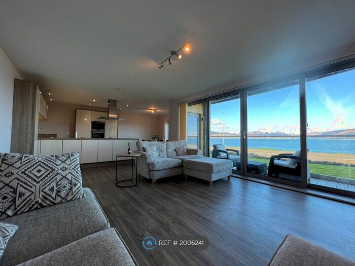2 Bedroom Flat To Rent In Cloch Road, Gourock, PA19