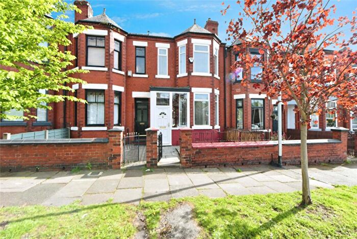 2 Bedroom Terraced House To Rent In Light Oaks Road, Salford, M6
