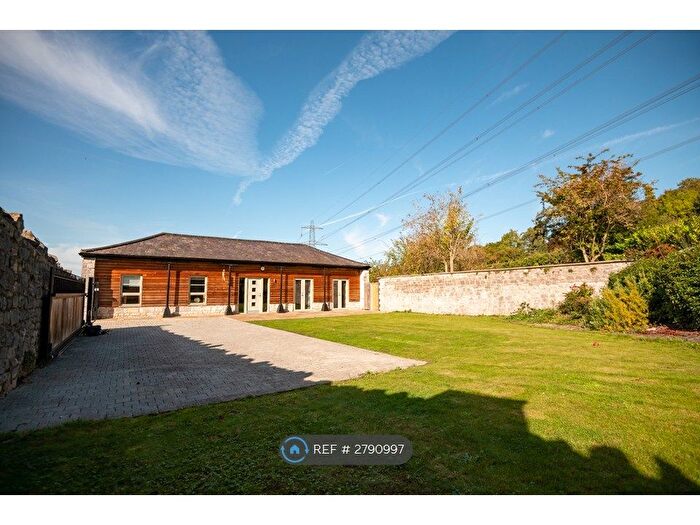 4 Bedroom Detached House To Rent In Fernhill Court, Bristol, BS32