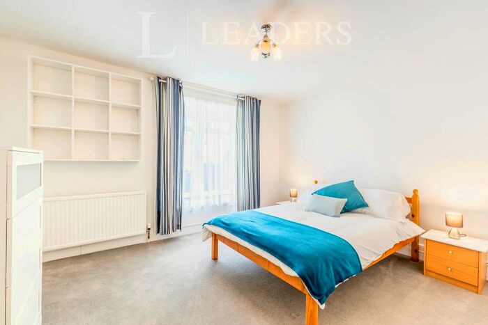 5 Bedroom Town House To Rent In Great Southsea Street, Southsea PO5