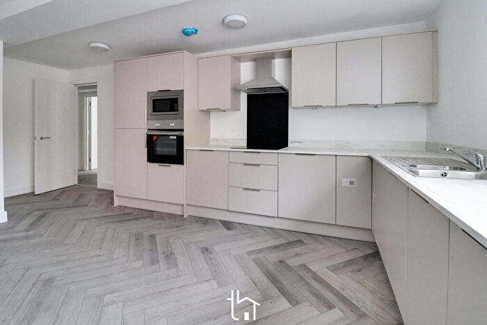 2 Bedroom Apartment To Rent In Canal Street, Wigston, LE18