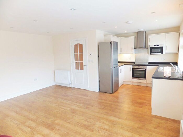 1 Bedroom Flat To Rent In London Road Riverhead, TN13