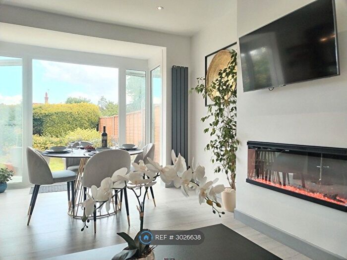 2 Bedroom Bungalow To Rent In Riverview Road, Epsom, KT19