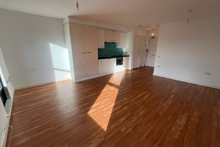 1 Bedroom Flat To Rent In , Westfield Avenue, EH11