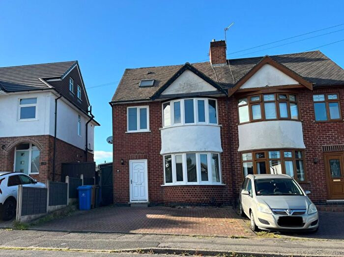 4 Bedroom Semi-Detached House To Rent In Willson Road, Littleover, Derby, Derbyshire, DE23