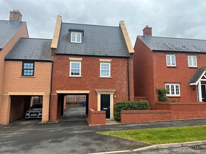 1 Bedroom Semi-Detached House To Rent In Epsom Avenue, Towcester, Towcester, NN12