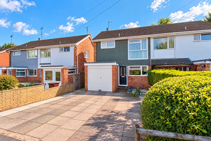 3 Bedroom Semi-Detached House For Sale In Coningsby Drive, Kidderminster, DY11