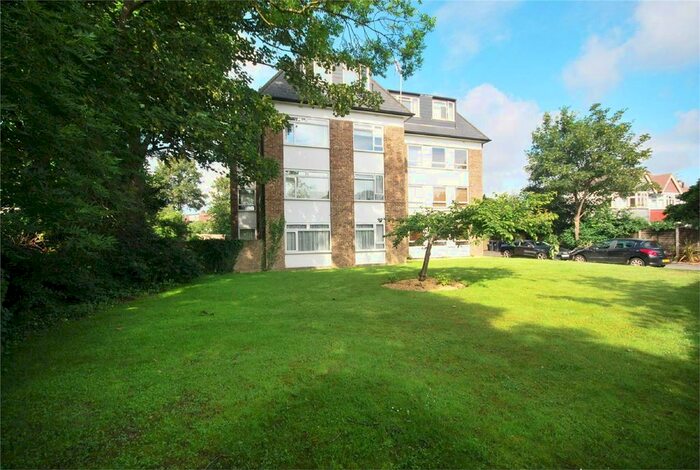 2 Bedroom Flat To Rent In Whitton Road, Twickenham, TW1