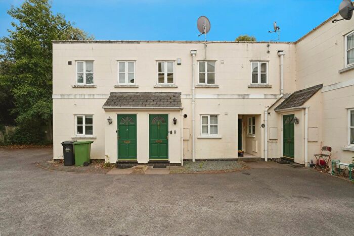 2 Bedroom Terraced House For Sale In Port Street, Evesham, Worcestershire, WR11