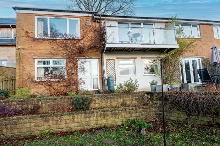 4 Bedroom Semi-Detached House For Sale In Kingsley Park Grove, Ecclesall, S11