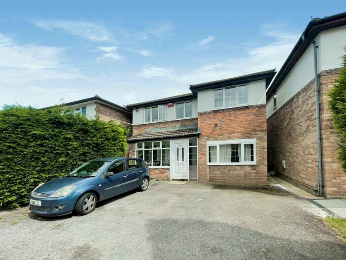 4 Bedroom House To Rent In Silver Birch Close, Cardiff, CF14