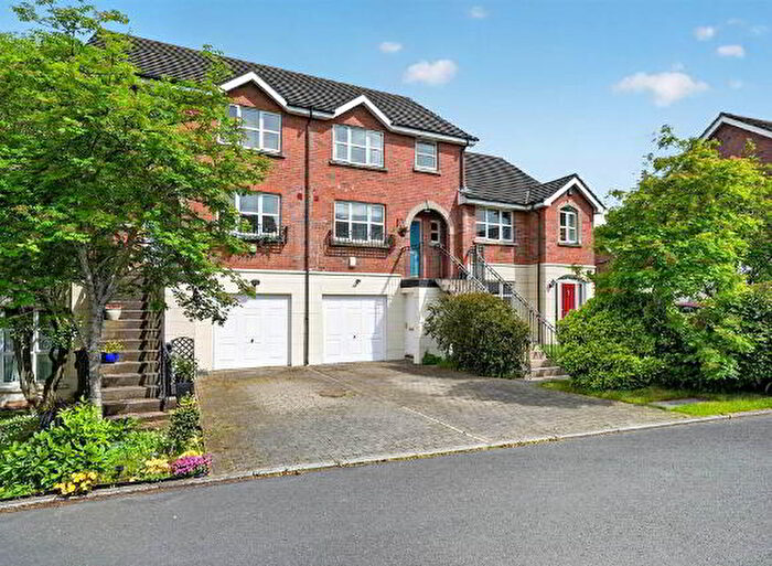 3 Bedroom TownHouse For Sale In Richmond Court, Holywood, BT18