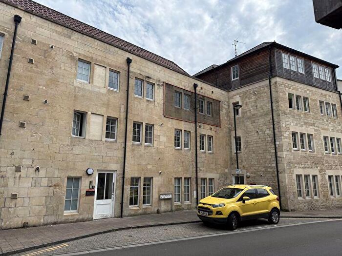 1 Bedroom Apartment For Sale In Norden, Bradford-on-Avon, Wiltshire, BA15