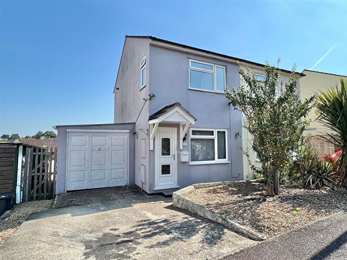 2 Bedroom Semi-Detached House To Rent In Kirby Close, Axminster, EX13