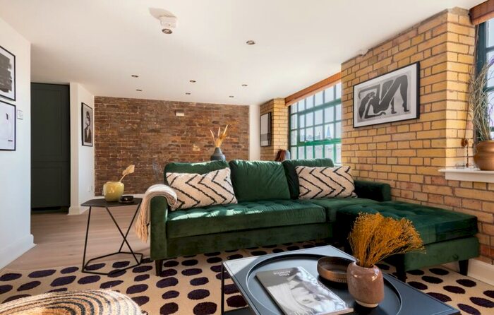 2 Bedroom Apartment To Rent In Wapping Wall London, E1W