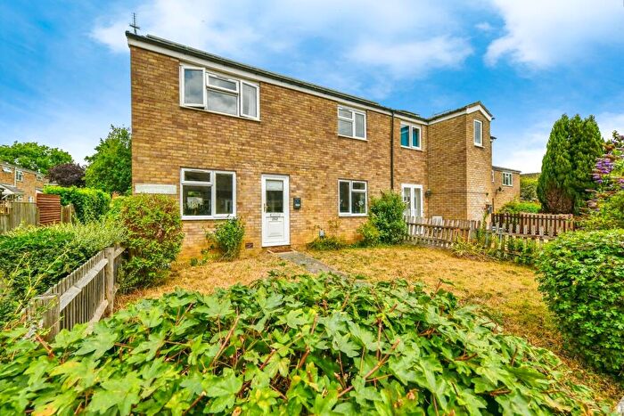 4 Bedroom End Of Terrace House For Sale In Canterbury Way, Stevenage, Hertfordshire, SG1