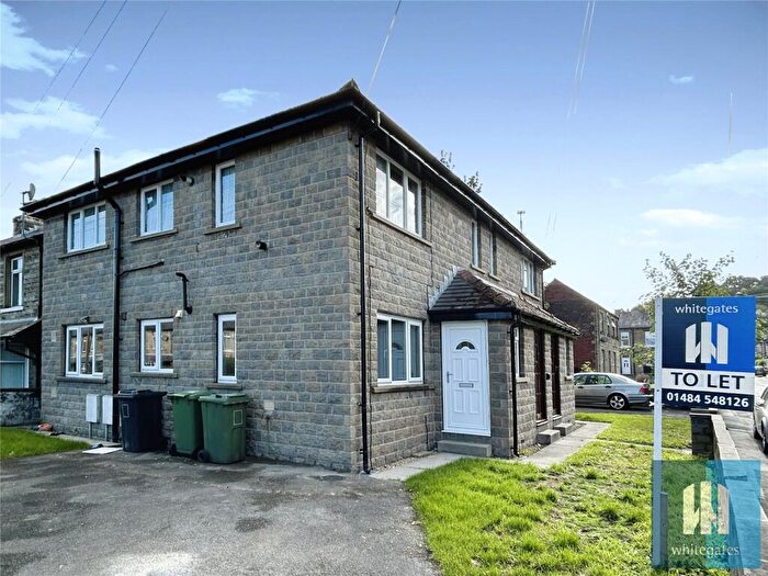 1 Bedroom Apartment To Rent In Birkhouse Lane, Moldgreen, Huddersfield, HD5