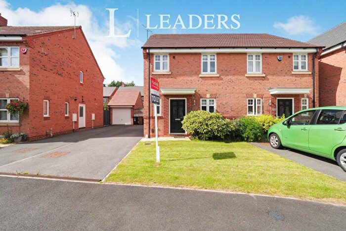 3 Bedroom Semi Detached House To Rent In Clifton Drive, Littleover, DE23