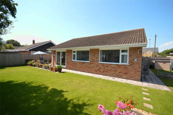 3 Bedroom Bungalow For Sale In Pinetops Close, Pennington, Lymington, Hampshire, SO41