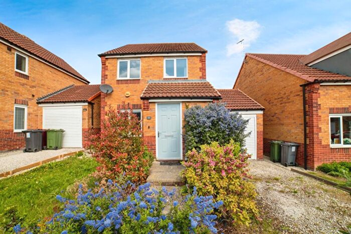 3 Bedroom Detached House For Sale In Rosebud Way, Holmewood, Chesterfield, S42