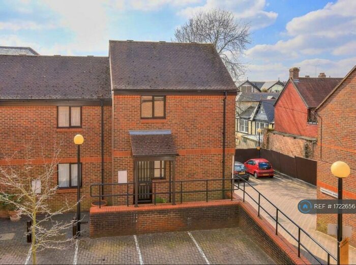 2 Bedroom End Of Terrace House To Rent In Westbourne Mews, St Albans, AL1