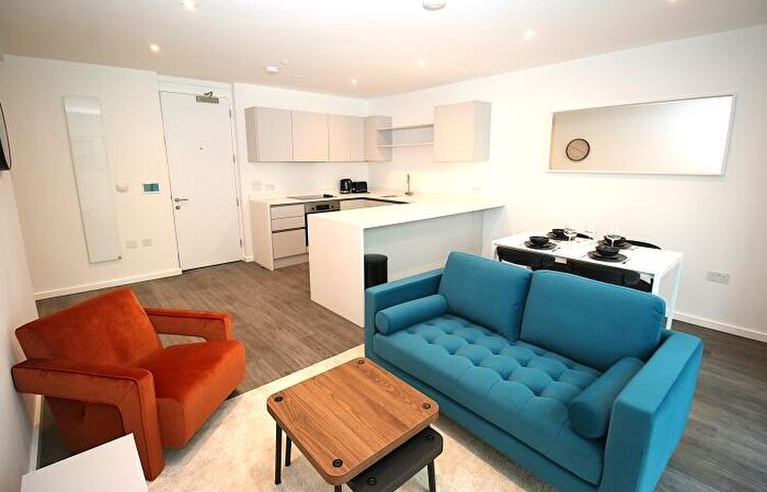 1 Bedroom Apartment To Rent In Uptown, Marlstone Avenue Salford, M3