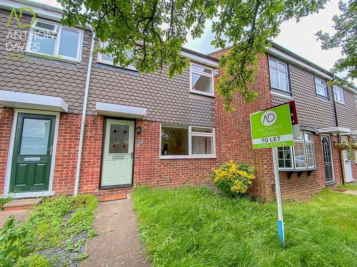 3 Bedroom Terraced House To Rent In Woollmans Close, Broxbourne, EN10