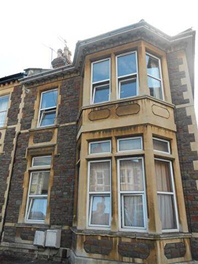 3 Bedroom Flat To Rent In Rokeby Avenue, Redland, Bristol, BS6