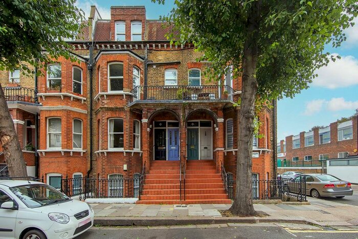 1 Bedroom Flat To Rent In Crookham Road, Parsons Green, London, SW6